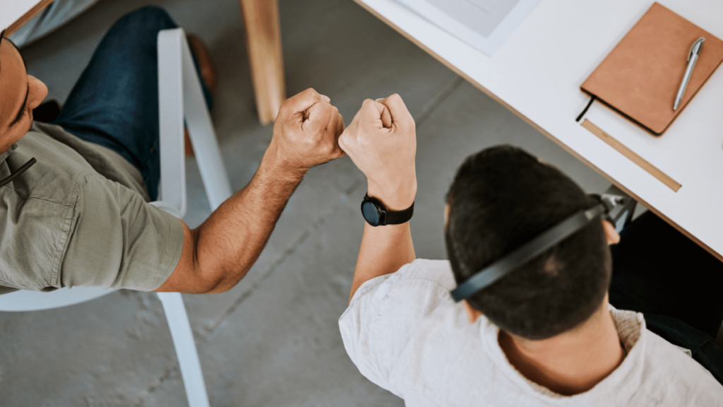 9 Powerful Yet Negative Truths About How to Deal with Toxic Coworkers Without Losing Your Sanity - Sickpage