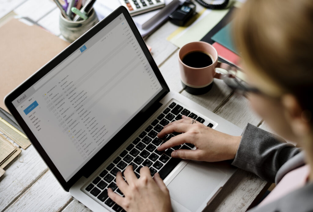 Nobody Told Me This: 7 Essential Tips on How to Decline a Job Offer Gracefully - Sickpage